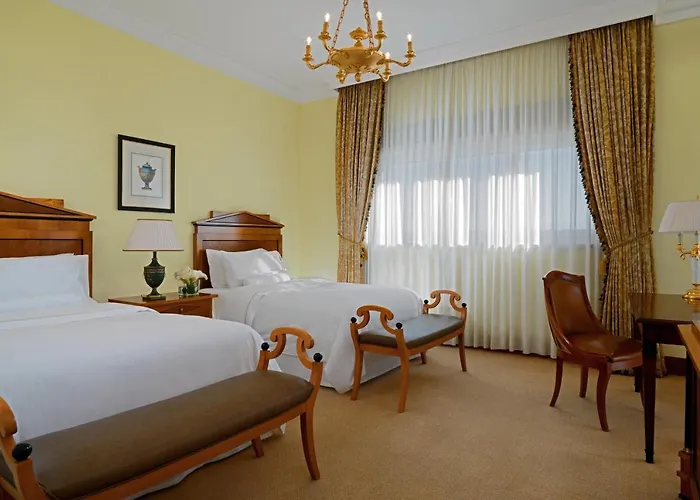 The Westin Excelsior, Otel